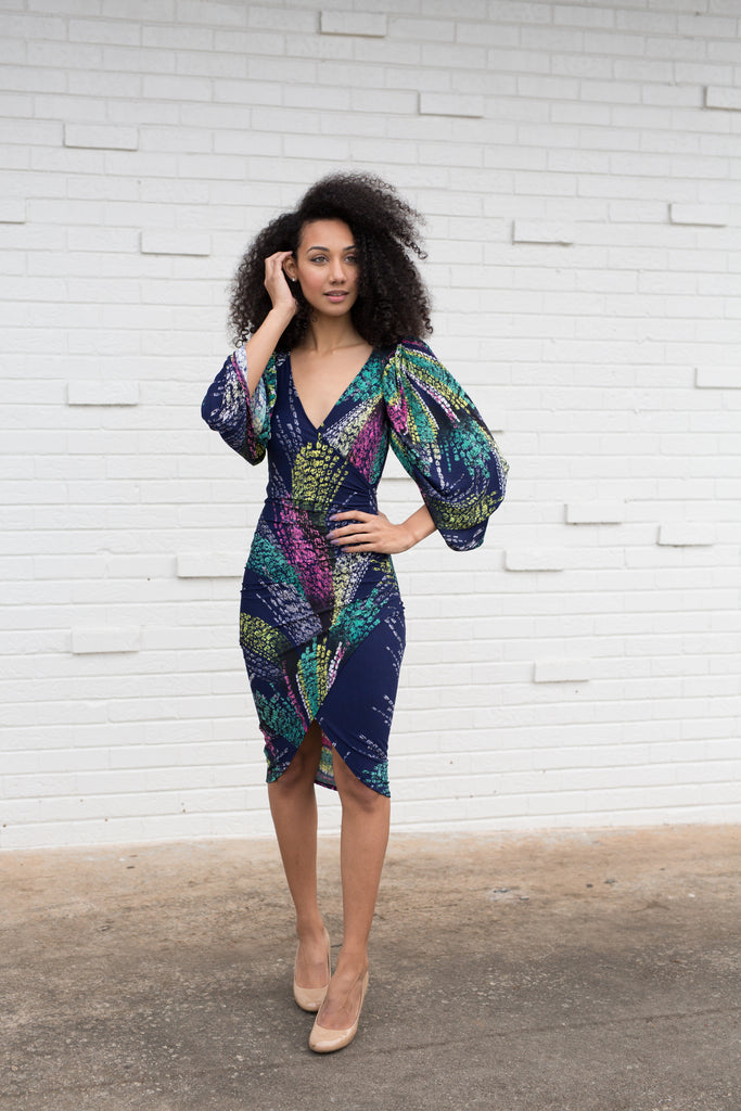 Tracee abstract print dress (in Navy)